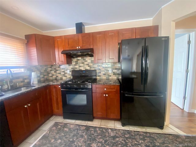 310 E Olive Street Main, Long Beach, NY 11561