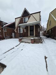 15736 Ohio Street, Detroit, MI 48238
