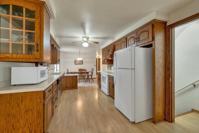 141 CUSTER COURT, Green Bay, WI 54301