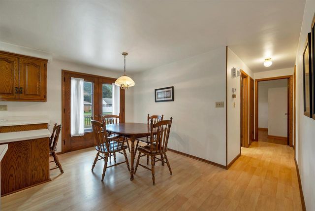 141 CUSTER COURT, Green Bay, WI 54301