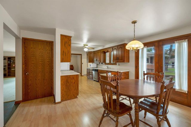 141 CUSTER COURT, Green Bay, WI 54301