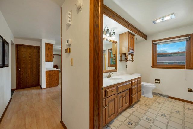141 CUSTER COURT, Green Bay, WI 54301