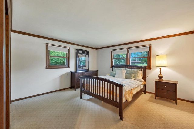 141 CUSTER COURT, Green Bay, WI 54301