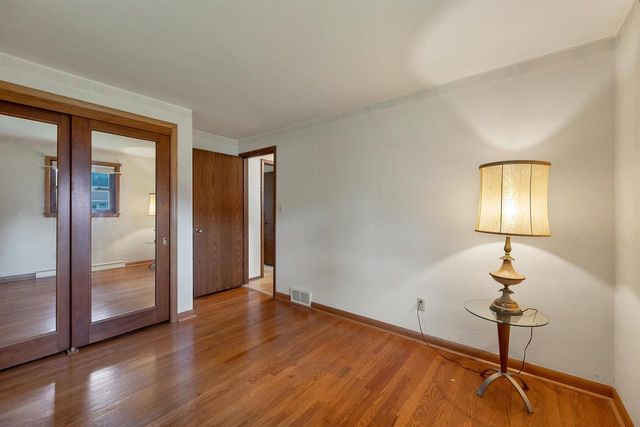 141 CUSTER COURT, Green Bay, WI 54301