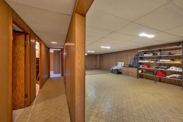 141 CUSTER COURT, Green Bay, WI 54301