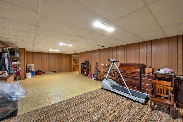 141 CUSTER COURT, Green Bay, WI 54301