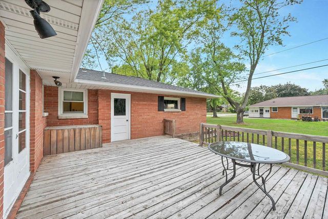 141 CUSTER COURT, Green Bay, WI 54301