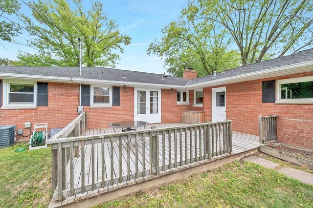 141 CUSTER COURT, Green Bay, WI 54301
