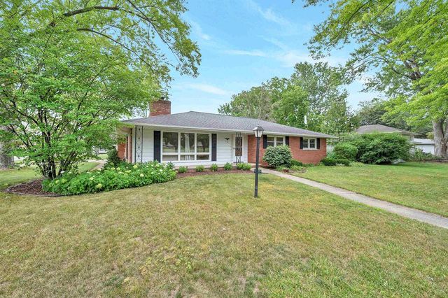 141 CUSTER COURT, Green Bay, WI 54301