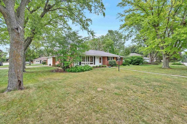 141 CUSTER COURT, Green Bay, WI 54301