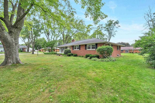 141 CUSTER COURT, Green Bay, WI 54301