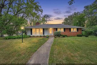 141 CUSTER COURT, Green Bay, WI 54301