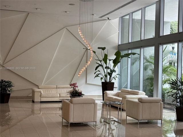 79 SW 12th Street 2703S, Miami, FL 33130