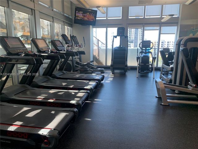 79 SW 12th Street 2703S, Miami, FL 33130