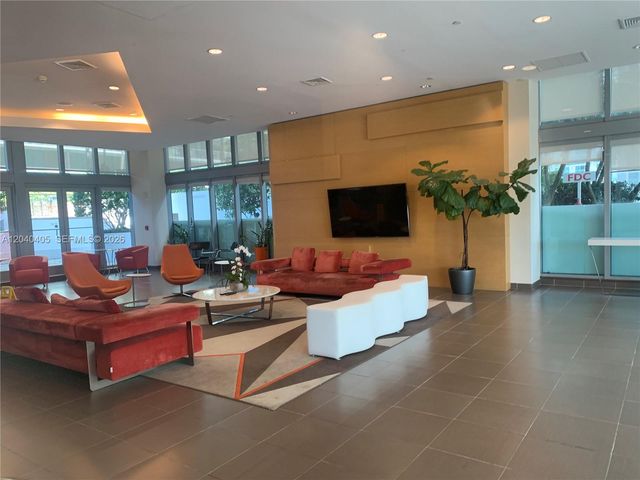79 SW 12th Street 2703S, Miami, FL 33130