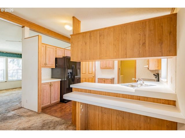 1145 Sw CYPRESS St 107, Mc Minnville, OR 97128