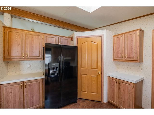 1145 Sw CYPRESS St 107, Mc Minnville, OR 97128