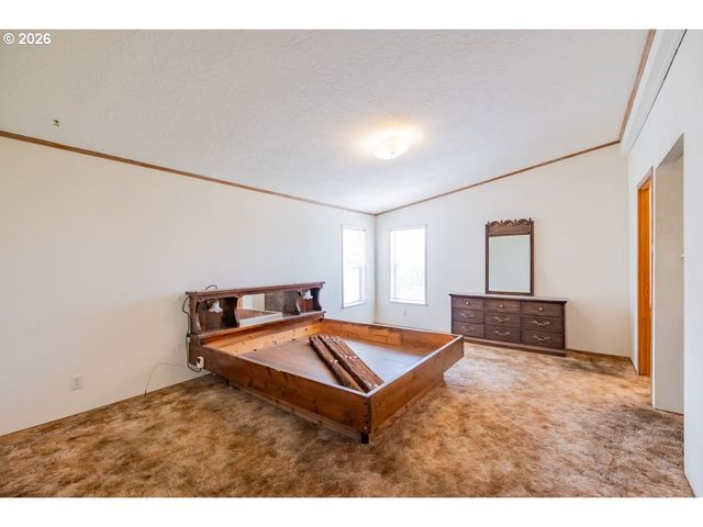 1145 Sw CYPRESS St 107, Mc Minnville, OR 97128