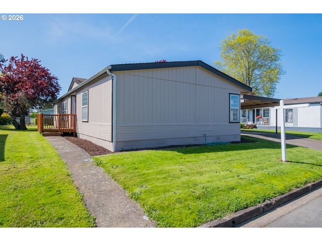 1145 Sw CYPRESS St 107, Mc Minnville, OR 97128