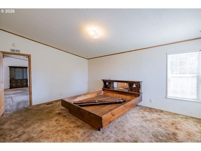 1145 Sw CYPRESS St 107, Mc Minnville, OR 97128