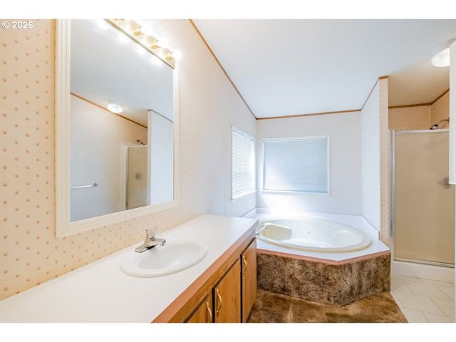 1145 Sw CYPRESS St 107, Mc Minnville, OR 97128