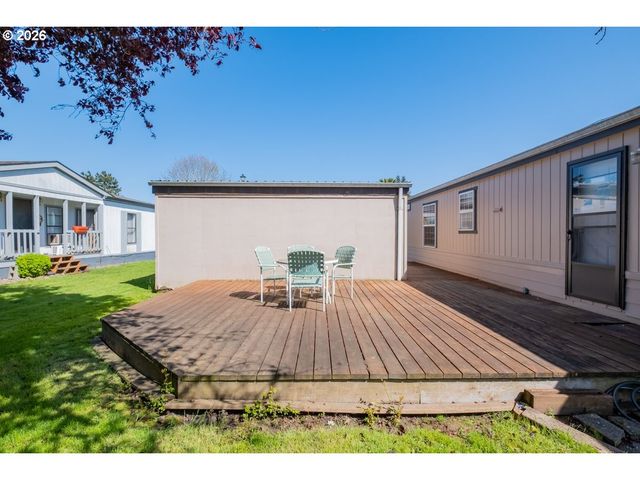 1145 Sw CYPRESS St 107, Mc Minnville, OR 97128