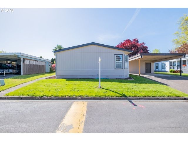 1145 Sw CYPRESS St 107, Mc Minnville, OR 97128