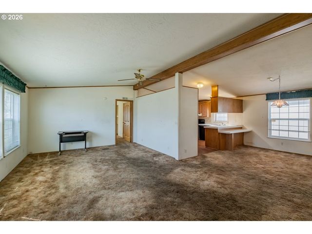 1145 Sw CYPRESS St 107, Mc Minnville, OR 97128