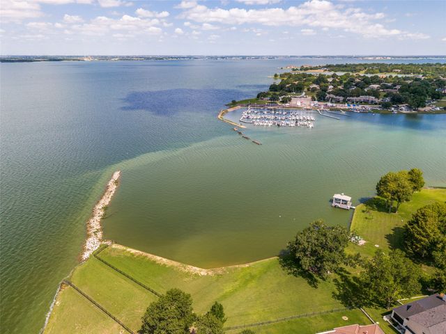 000 Scenic Drive, Heath, TX 75032