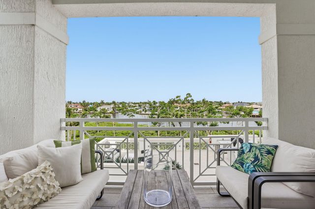 3200 S Ocean Boulevard 302, Highland Beach, FL 33487