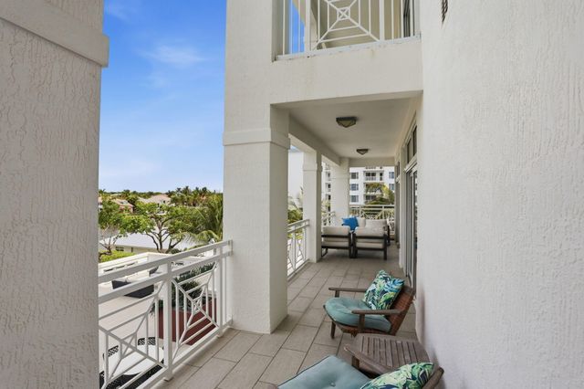 3200 S Ocean Boulevard 302, Highland Beach, FL 33487