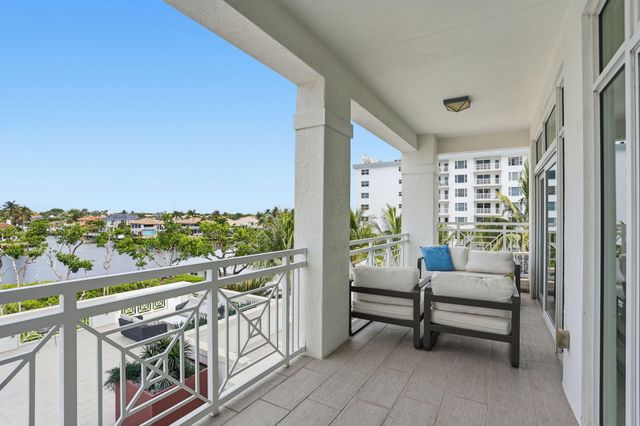 3200 S Ocean Boulevard 302, Highland Beach, FL 33487