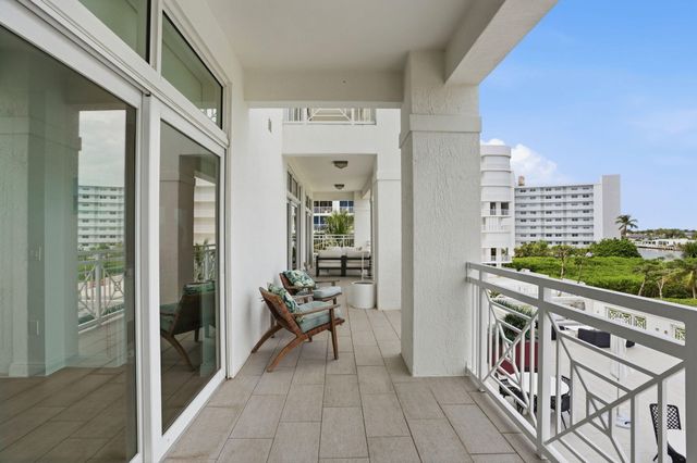 3200 S Ocean Boulevard 302, Highland Beach, FL 33487