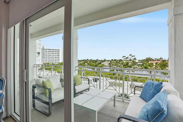 3200 S Ocean Boulevard 302, Highland Beach, FL 33487