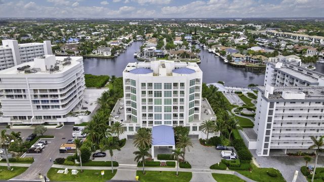 3200 S Ocean Boulevard 302, Highland Beach, FL 33487