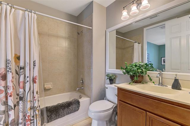 1585 DORGALI DRIVE, Sarasota, FL 34238