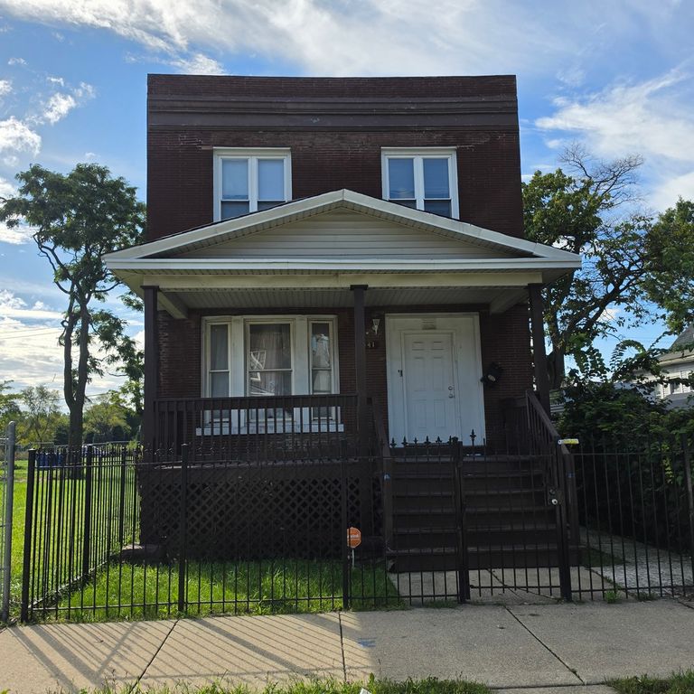 4441 W CONGRESS Parkway, Chicago, IL 60624