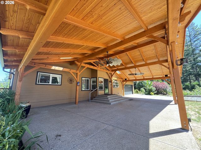 24211 S SCHUEBEL SCHOOL Rd, Beavercreek, OR 97004