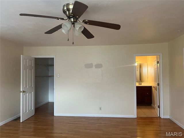 8456 Braddock Drive, University City, MO 63132