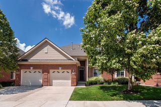 29509 Woodpark Circle, Warren, MI 48092