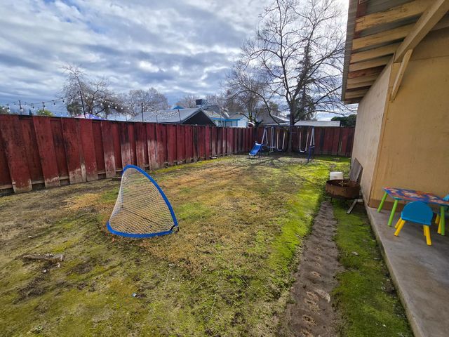 2222 11th Street, Reedley, CA 93654