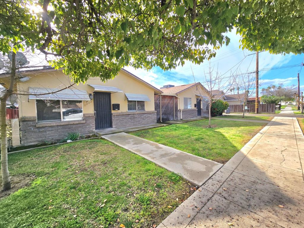 2222 11th Street, Reedley, CA 93654