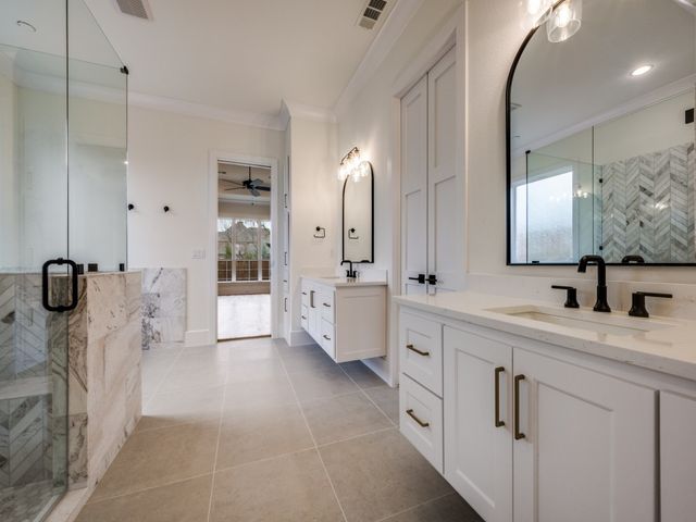 400 SARATOGA Drive, Denton, TX 76210