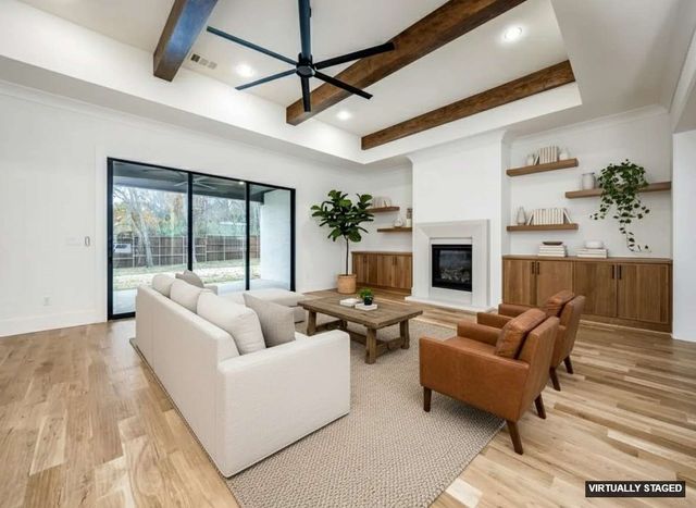 400 SARATOGA Drive, Denton, TX 76210