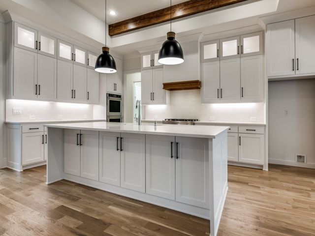 400 SARATOGA Drive, Denton, TX 76210