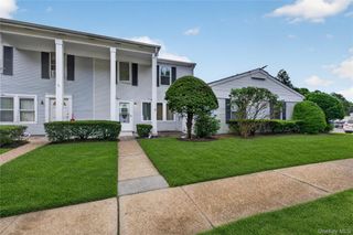 8 Valley Forge Court, Ridge, NY 11961