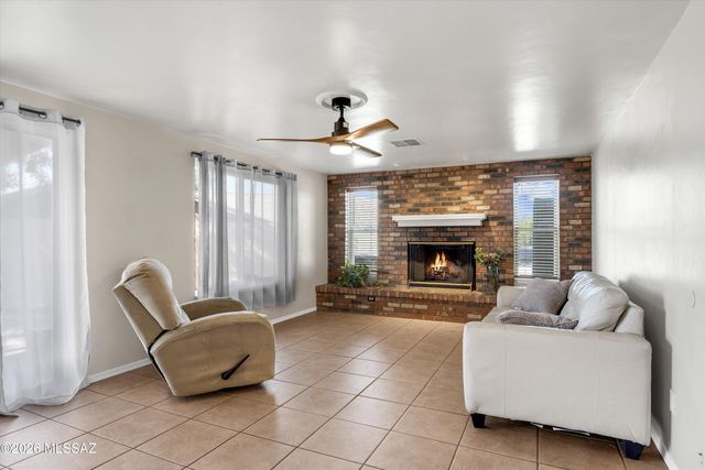 7531 N Juniper Road, Tucson, AZ 85741