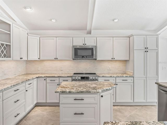 3776 E TORCH LAKE DRIVE, The Villages, FL 32163