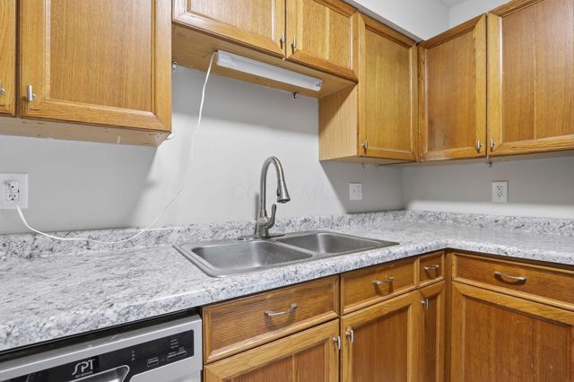 3939 Karl Road, 100, Columbus, OH 43224