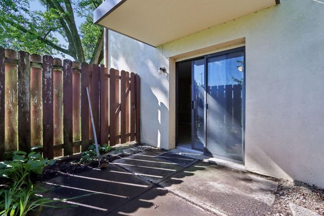 3939 Karl Road, 100, Columbus, OH 43224